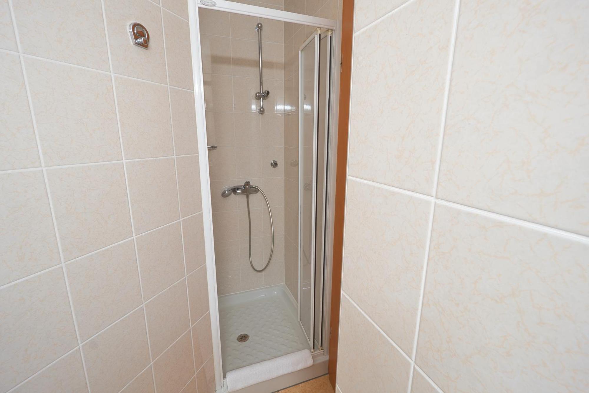 B&B Pod Skalo Kamnik Quarto foto
